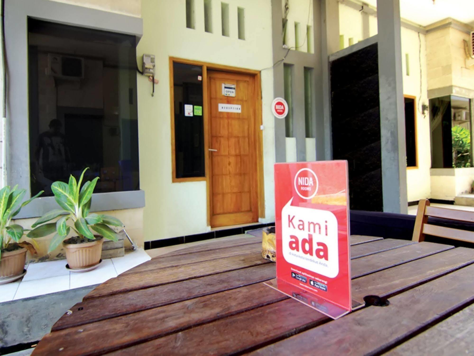 Super Oyo 91495 Hotel Indah Residence Denpasar Exterior foto